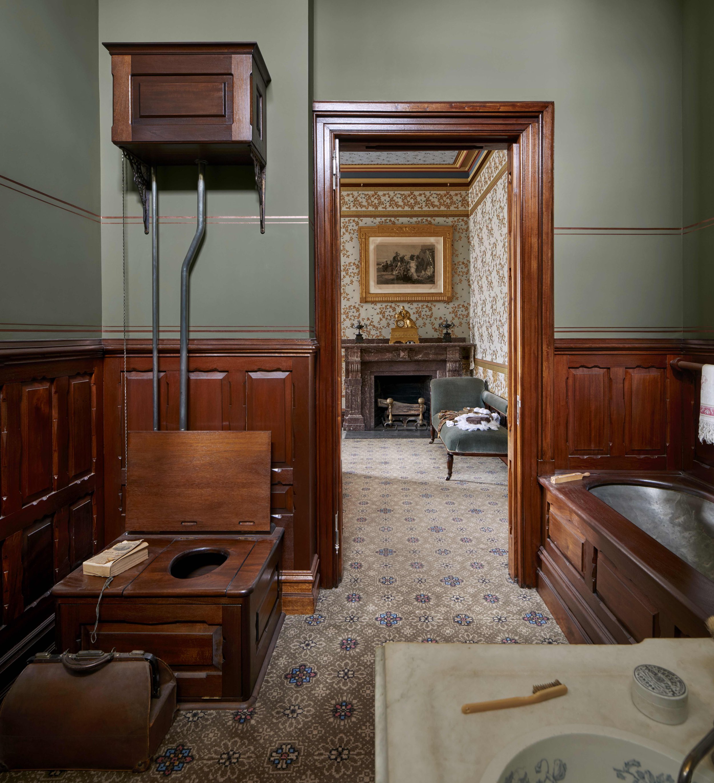   HISTORIC PRESERVATION:  David Scott Parker Architects for “Mark Twain's Mahogany Suite”   Photographer Credit: Robert Benson Photography  