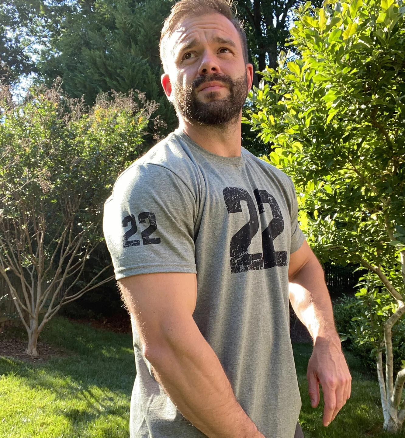 22_Tshirt_Green_Front_1.jpg