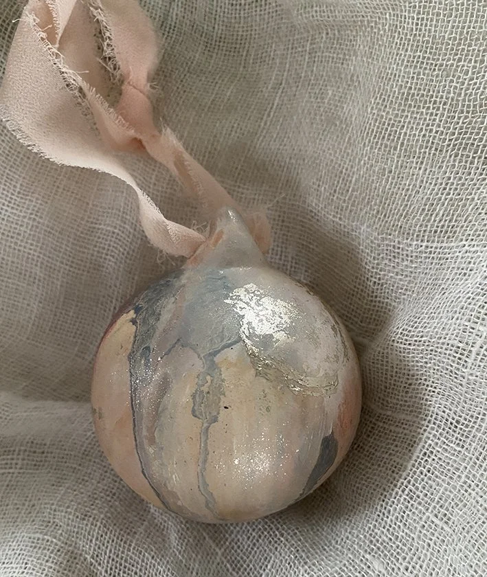 bauble 52 a web.jpg