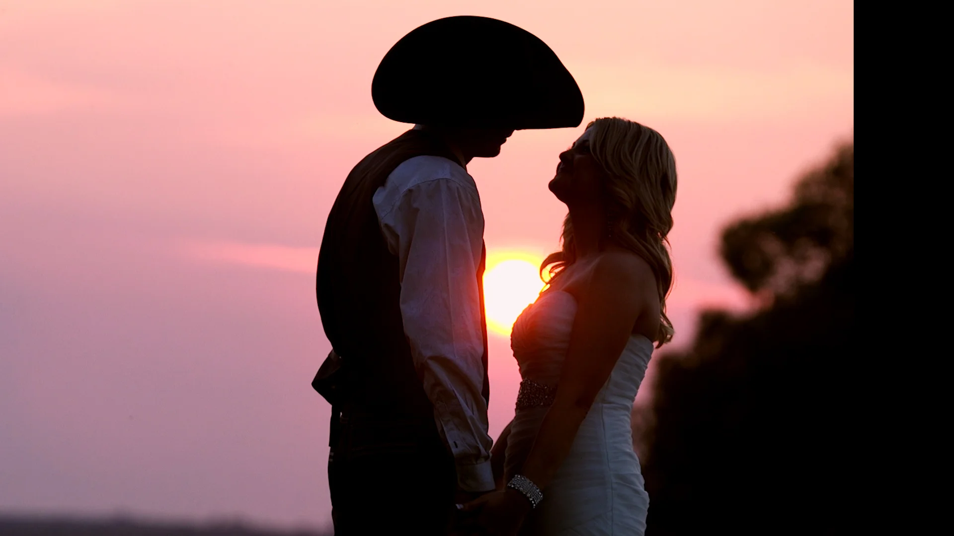 We live in the most GIVING community in the WORLD. #giveback