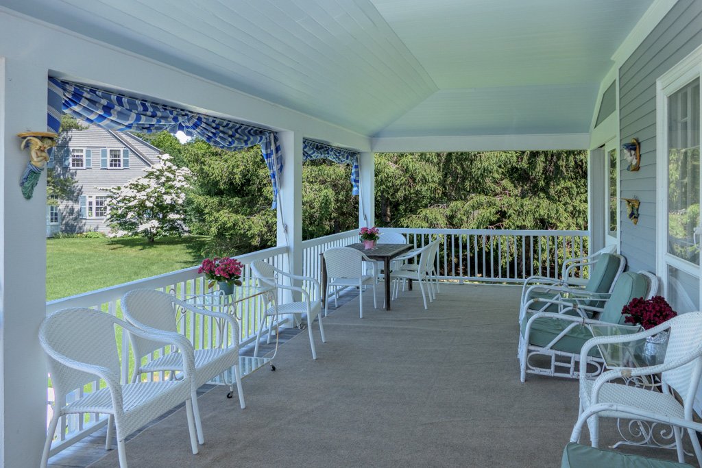  Porch - 48 Proctor 
