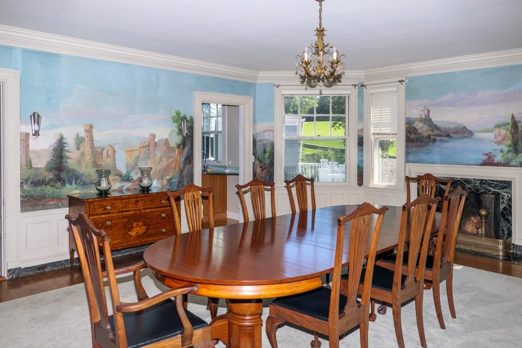  Dining room with murals 