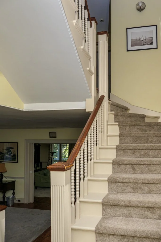  Stairway to 2nd floor 