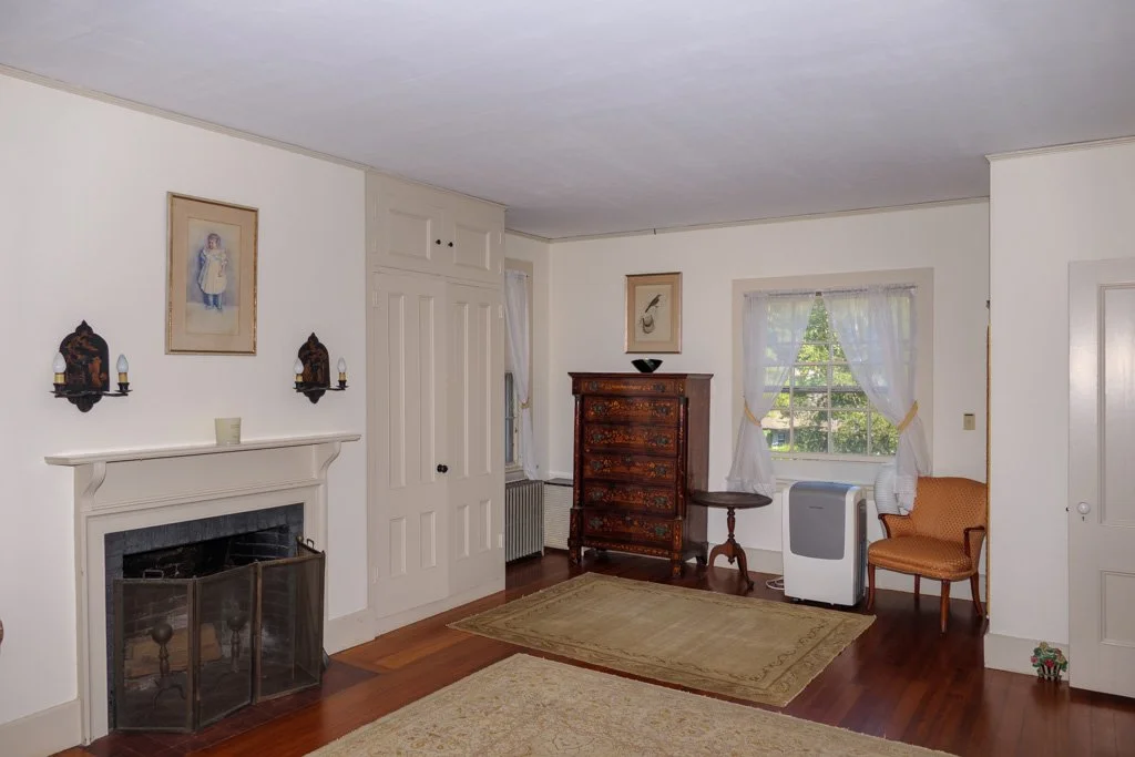 2nd floor primary bedroom (king) 