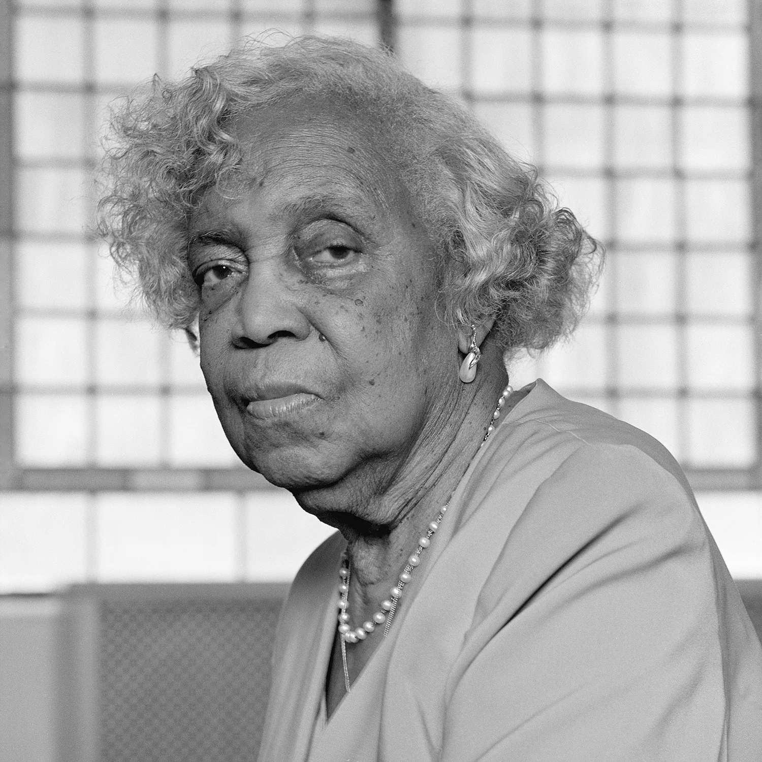 Ivy_Simons_1.jpg