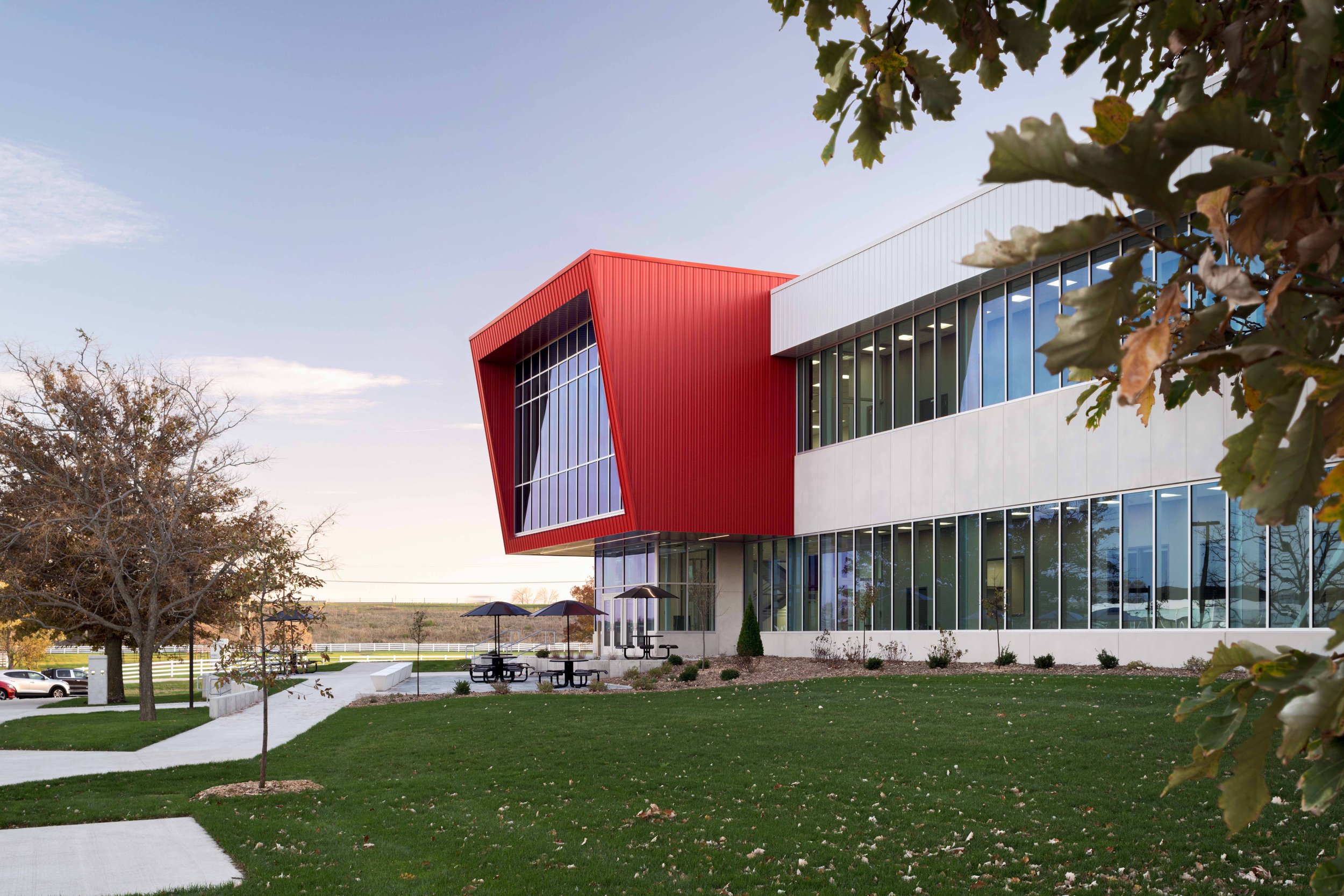 Iowa Sun Architectural Photography Project Review: Iowa State University VDL ...
