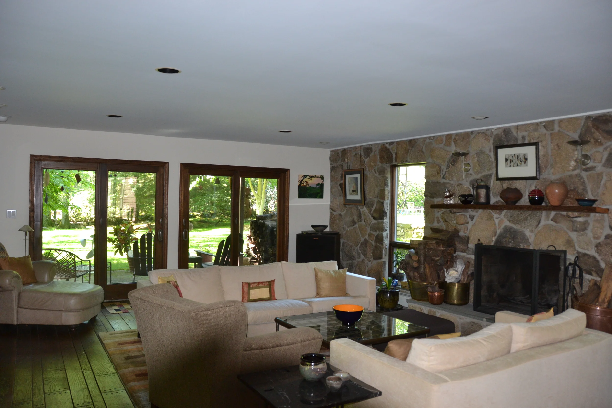 LR - w/fireplace - Sliders to flagstone deck & backyard