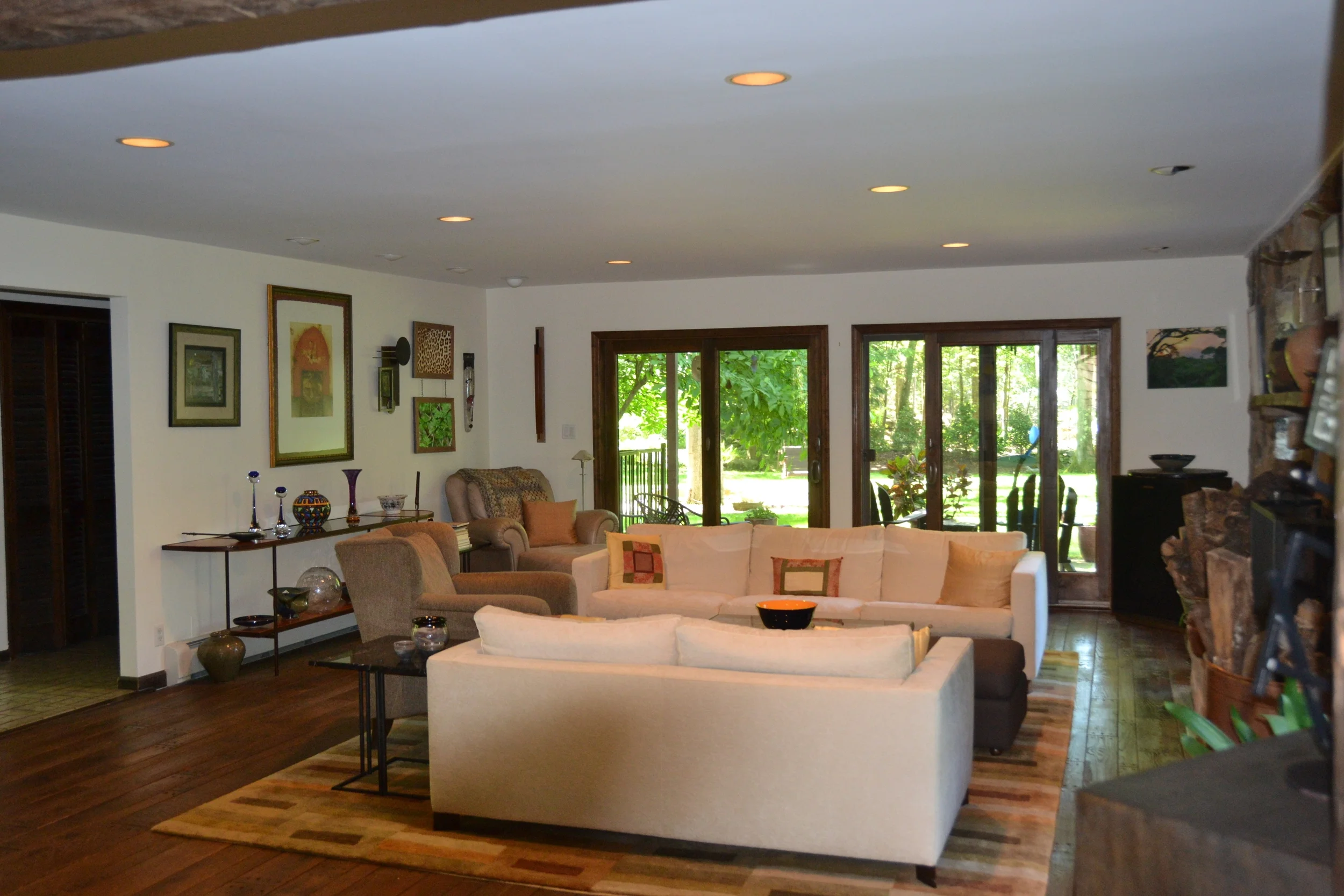 Living Room - Looking out to back yard