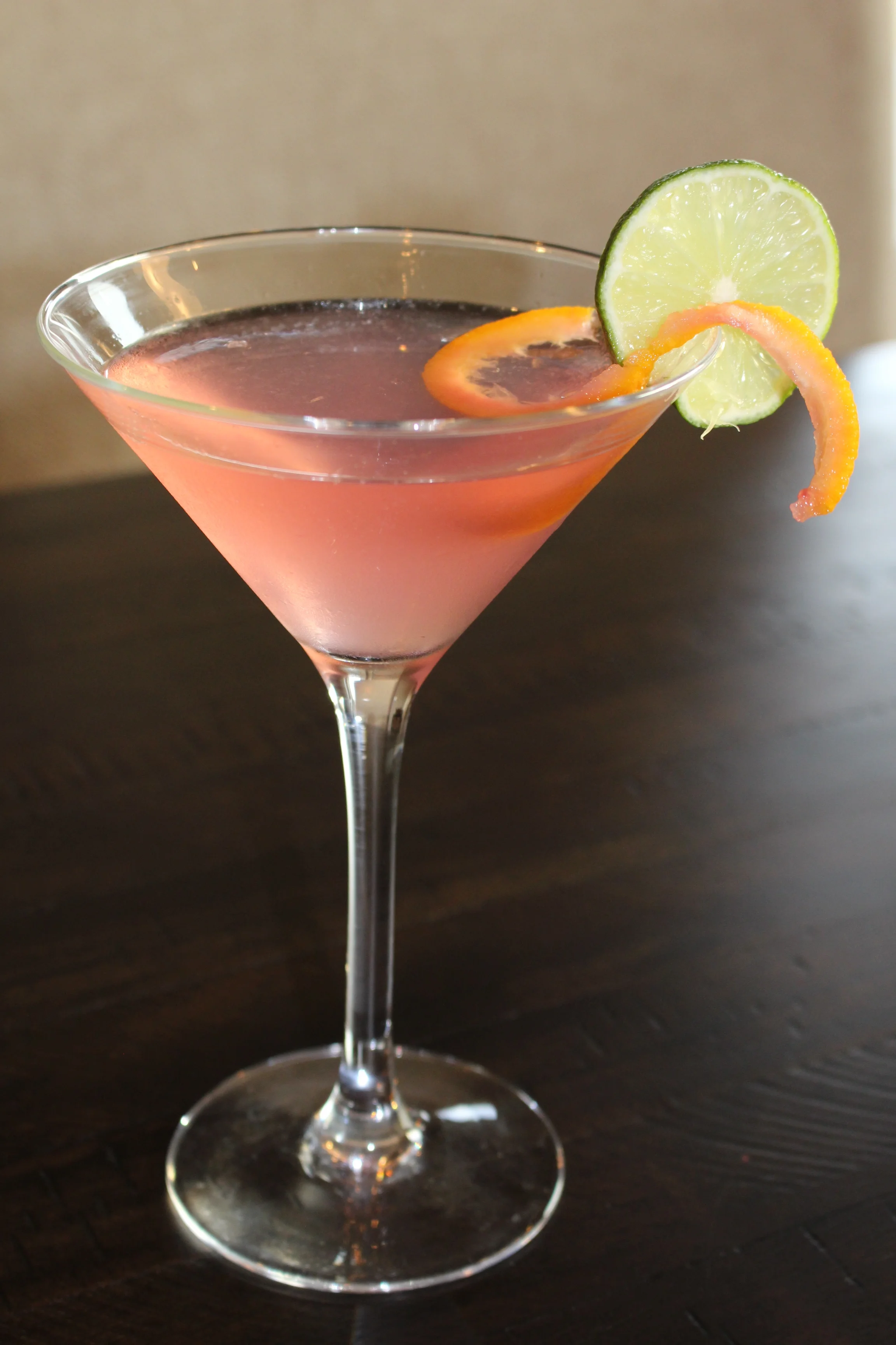 It's Friday Cocktail Time!  Cosmopolitan Edition!!