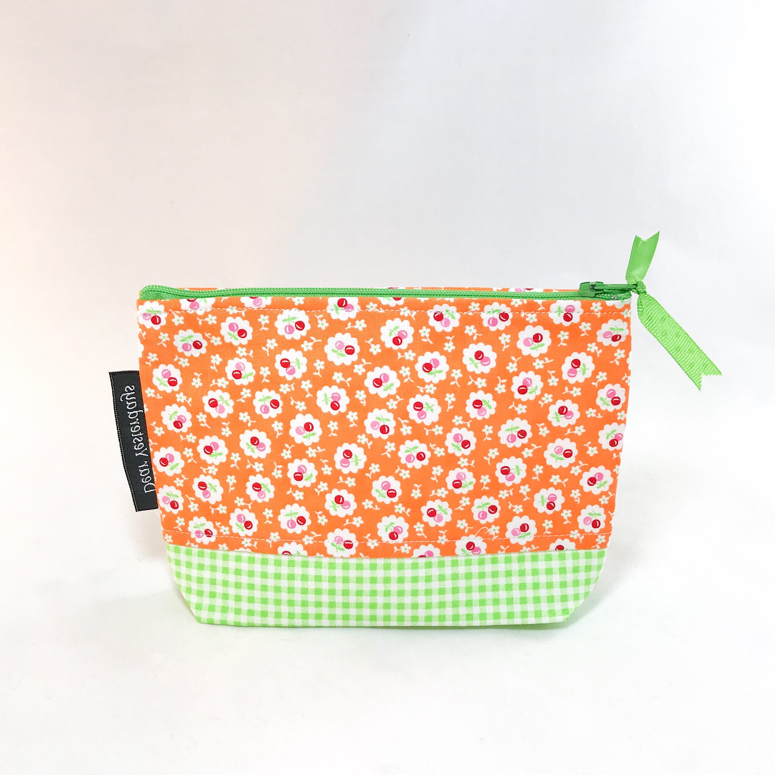 656E12F8-ABF0-47CE-B4CC-22DB1831770F