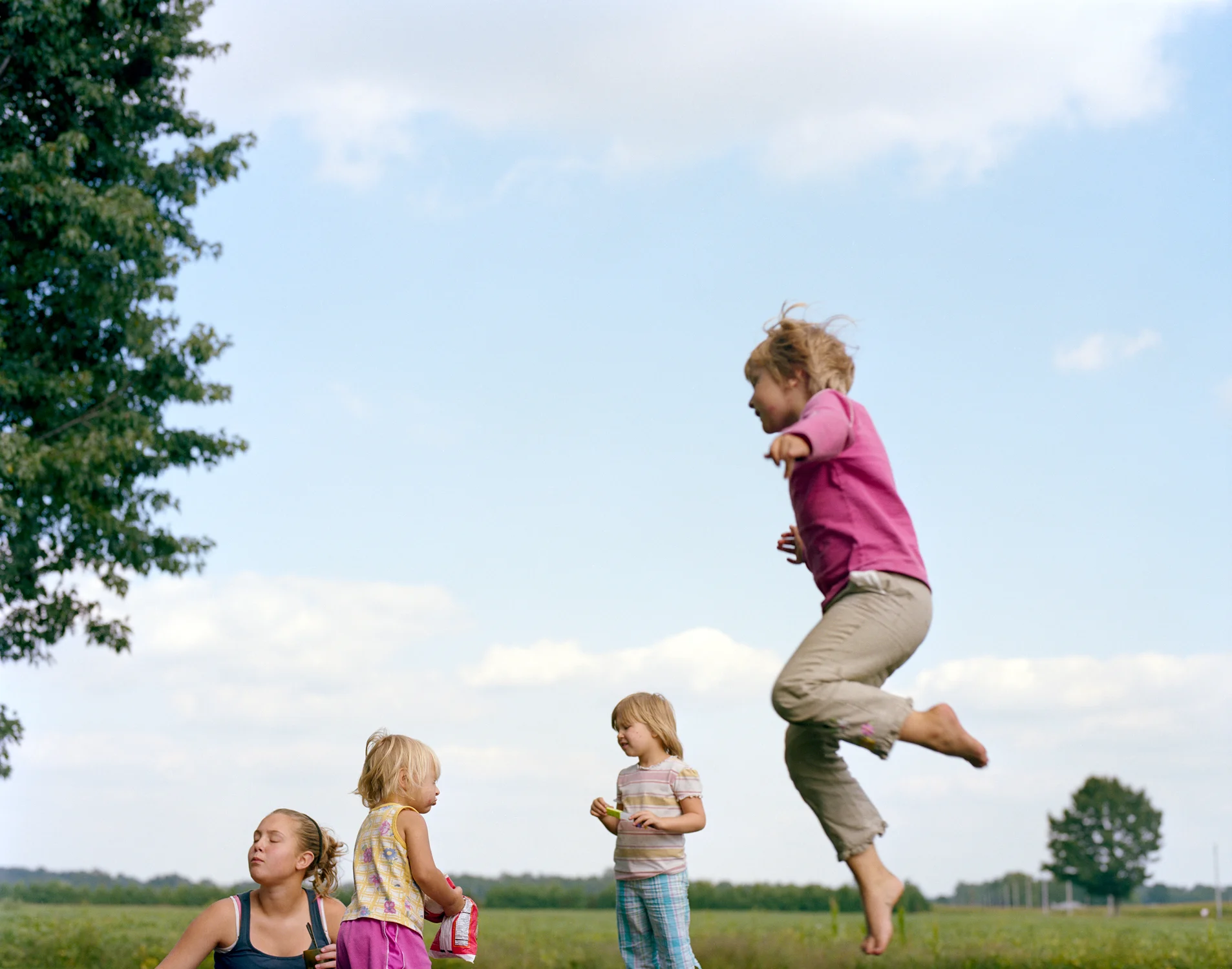 kids_trampoline_web.jpg