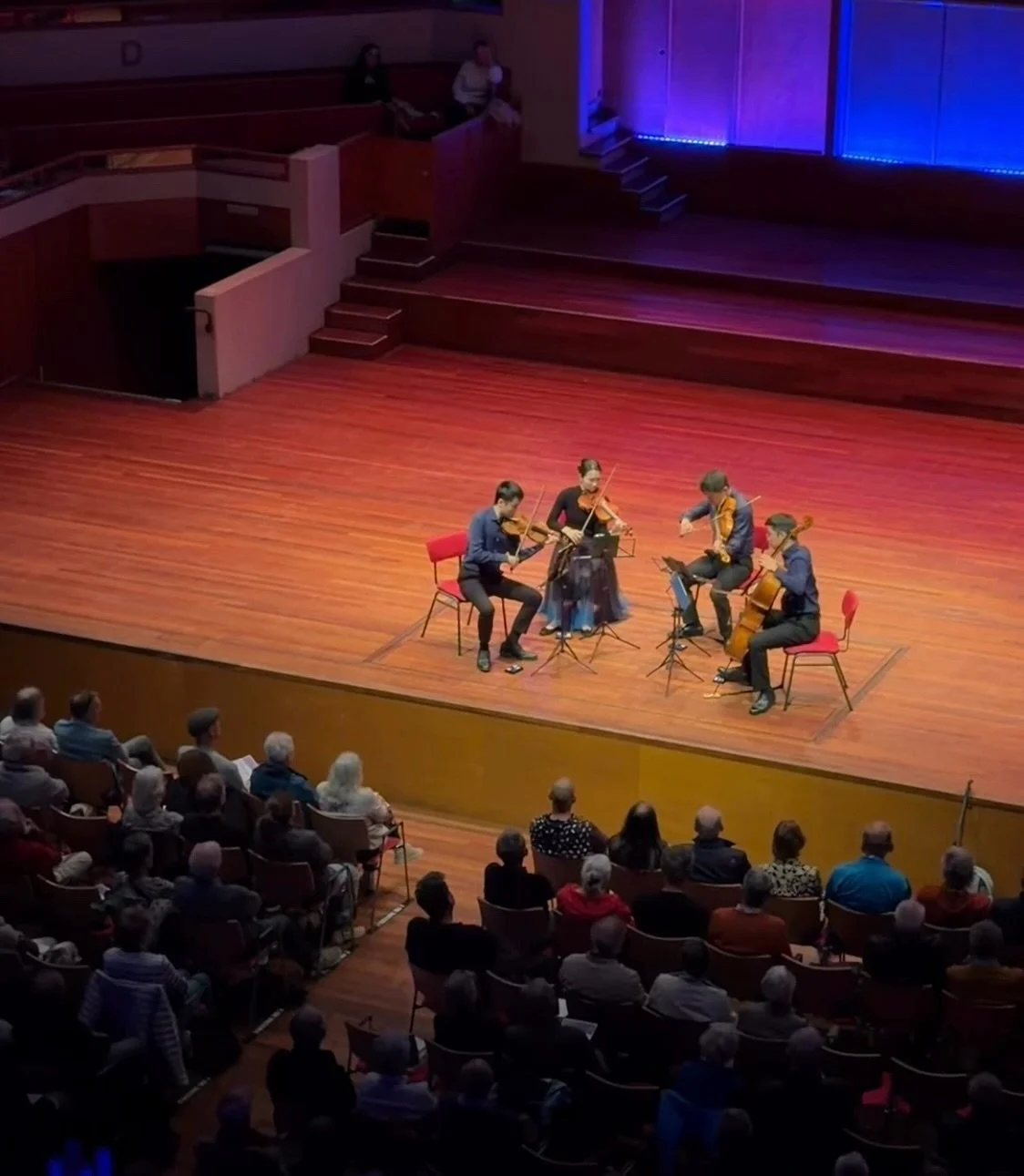 A busy but heart filled week in the Netherlands ๐ท๐ฅน what a privilege for us to perform in these beautiful & important venues 
@concertgebouw 
@dewaalsekerk 
@tivolivredenburg 
Thank you for everyone who came and supported our performances ๐ถ๐ป