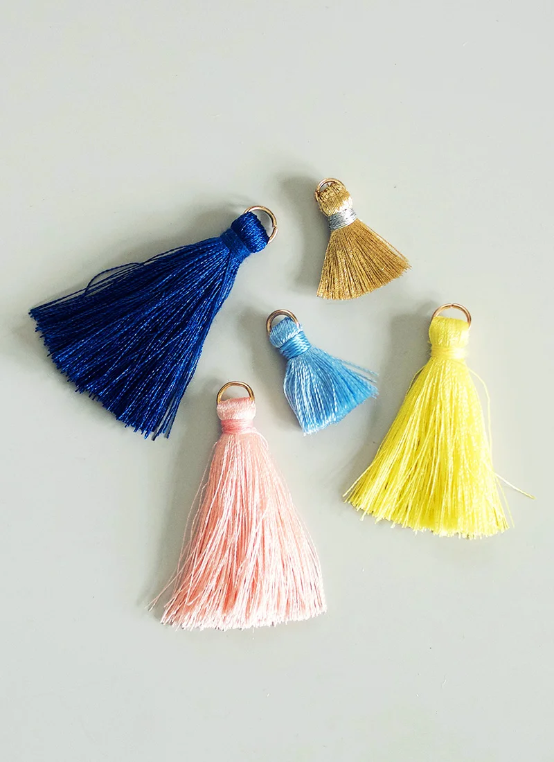 Tassels02_100.jpg