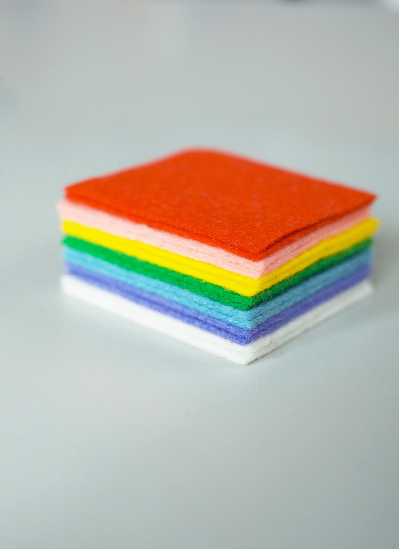 feltsquares_rainbow04_100.jpg
