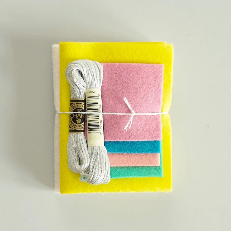 Summer+Poackets+Materials.jpg