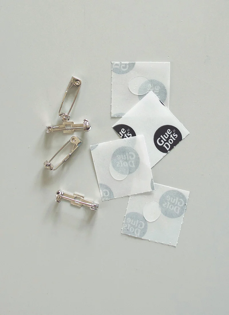 pins01.jpg