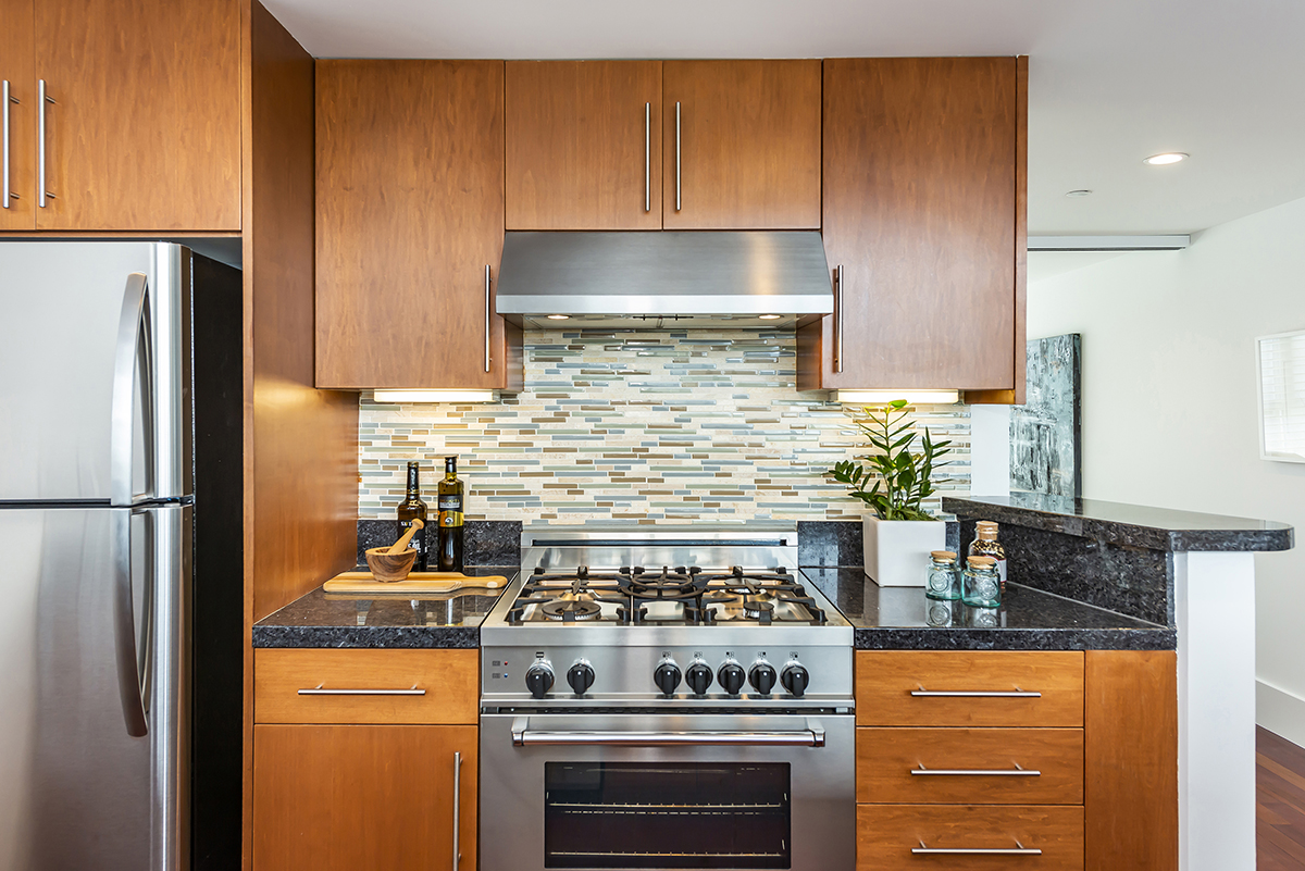 kitchen-2.jpg