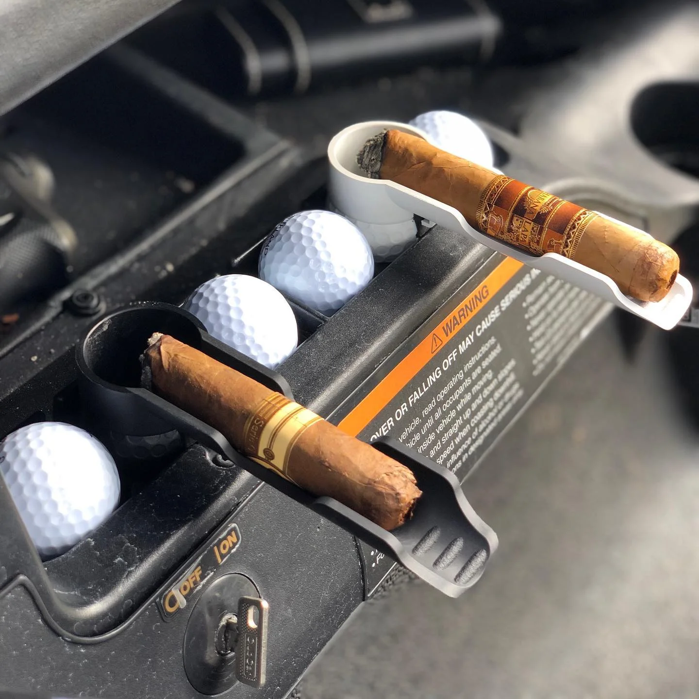 PRO'S 4PACK — PUFF CADDY® GOLF CAR CIGAR HOLDERS