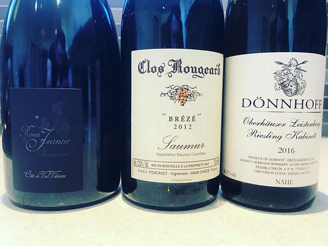 Some days are just easy. Gougeres, oysters, chicken with sauce vin jaune, comt&eacute;, almond tarte. No cork issues, perfectly cellared. #champagne #loirevalley #closrougeard #cedricbouchard #donnhoff #nahe #josephdrouhin #closdesmouches #beaune #zi