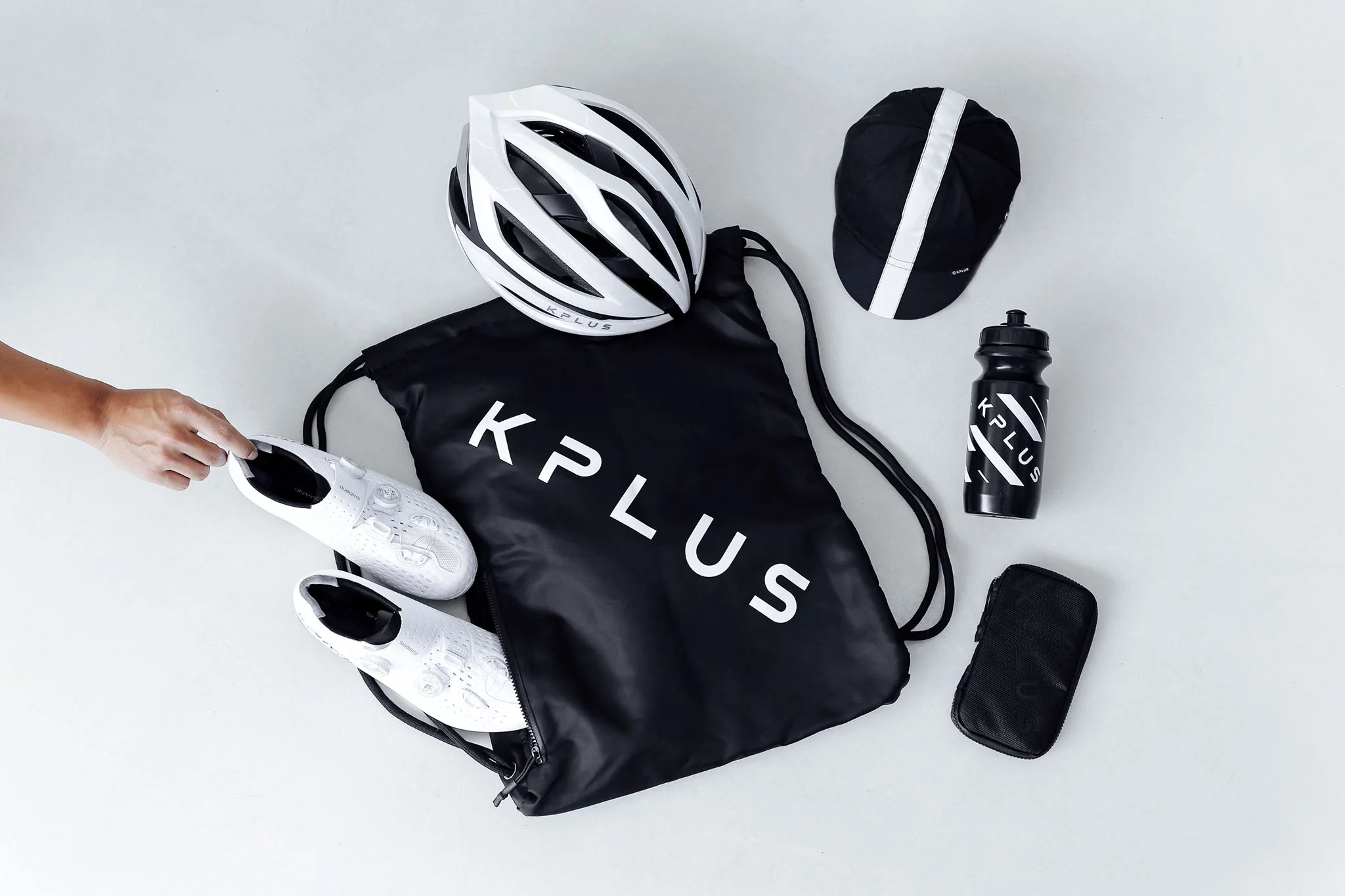 Purchase of KPLUS Surevo Lava Red and Aurora Blue will include KPLUS Sports bag and Cycling Cap, valid until 30/9/17. 