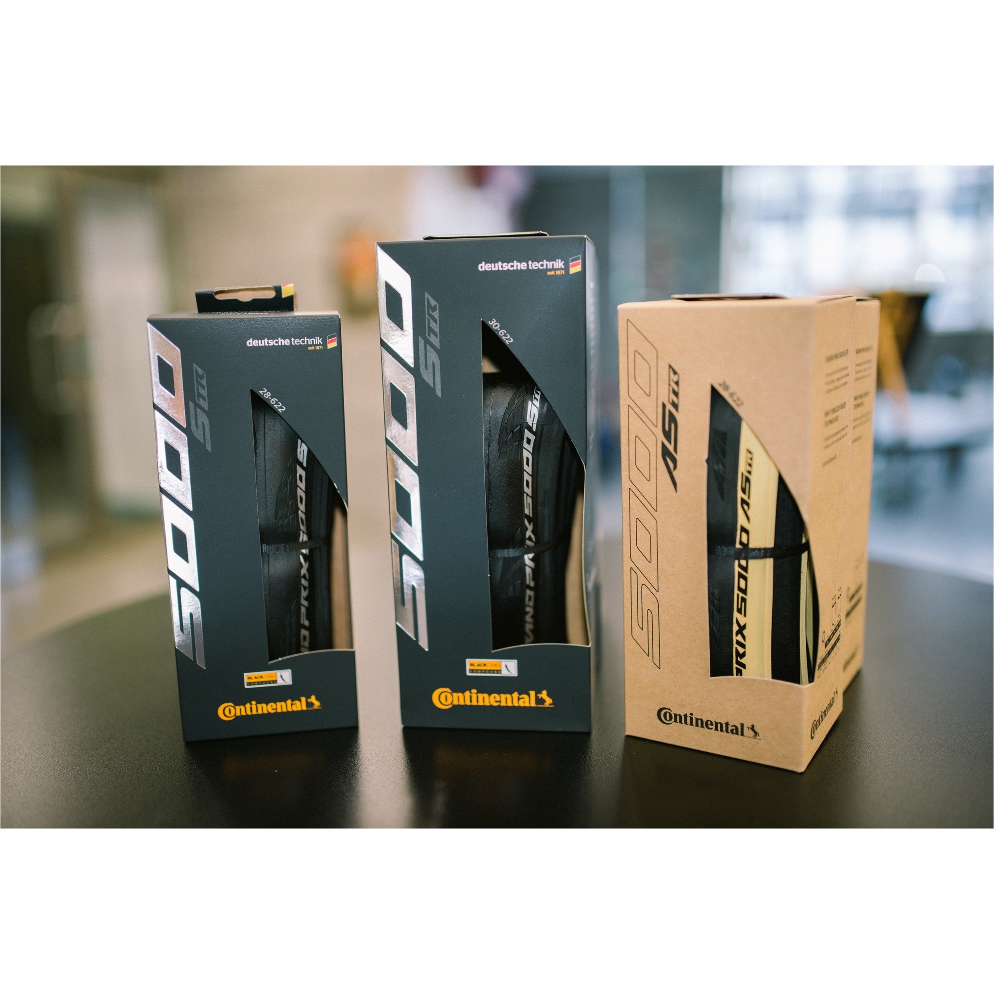 Continental GP5000S TR &amp; GP5000AS TR- 公路單車無內胎系統(Tubeless)版本  28c &amp; 30c 外胎  再度到貨，歡迎查詢。
#continental #continentalgp5000str #continentalcycling 
#hkcycling #localbikeshop #mcbcbike