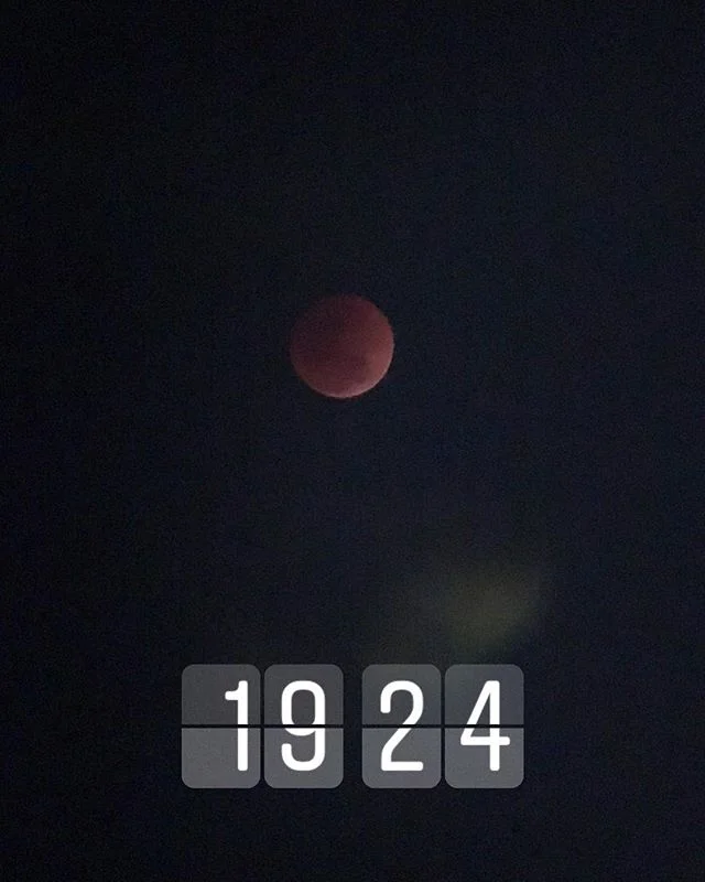 All that focus on the sun through the day didn&rsquo;t exhaust us enough to catch the super blue blood moon at the right time! 
#supermoon #bloodmoon #eclips2018 #solartracker