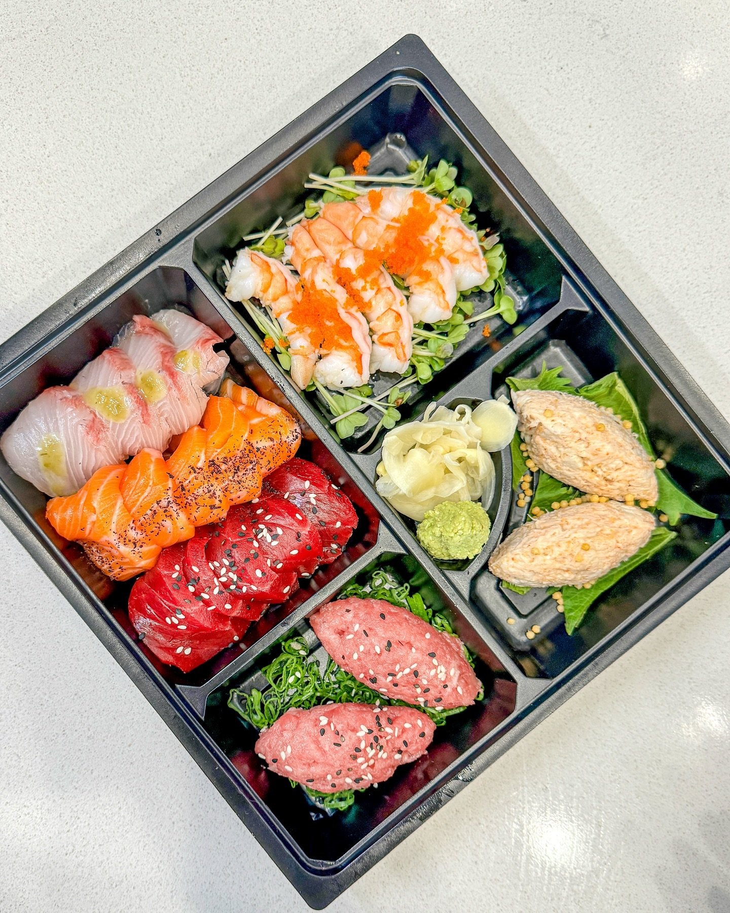 Sashimi Handroll Bento for 2 (or 1😉) ft. 

Dry Aged Steelhead Salmon + Yukari
Dry Aged Lean Tuna
Dry Aged Fatty Tuna + Scallion
Dry Aged Kanpachi + Yuzu Kosho
Marinated White Shrimp + Kaiware
Mayo Crab + Arare + Shiso
Shari (Seasoned Rice)
Nori
Wasa