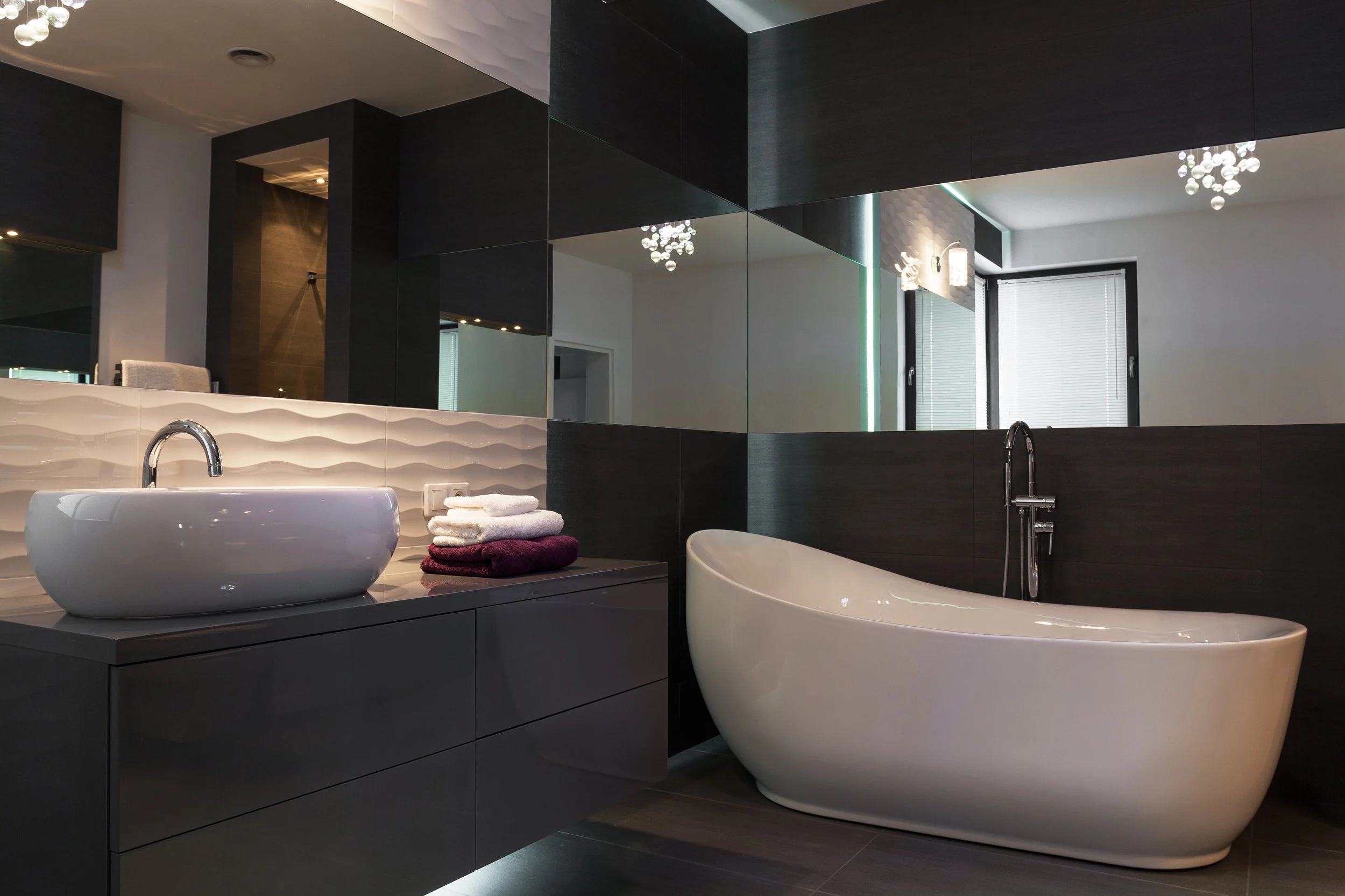 bigstock-Elegant-Fixture-In-Luxurious-B-102437678.jpg