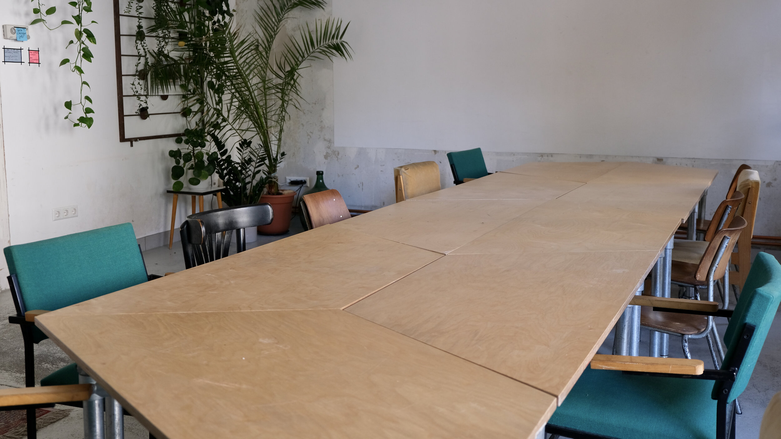 Meeting table in the event space 