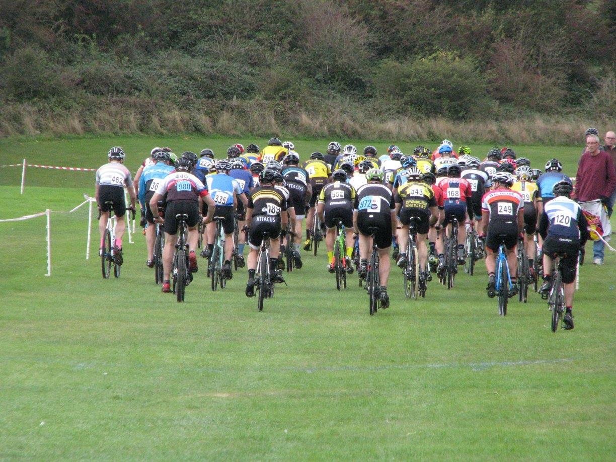 A large field racing from across the South East and London.