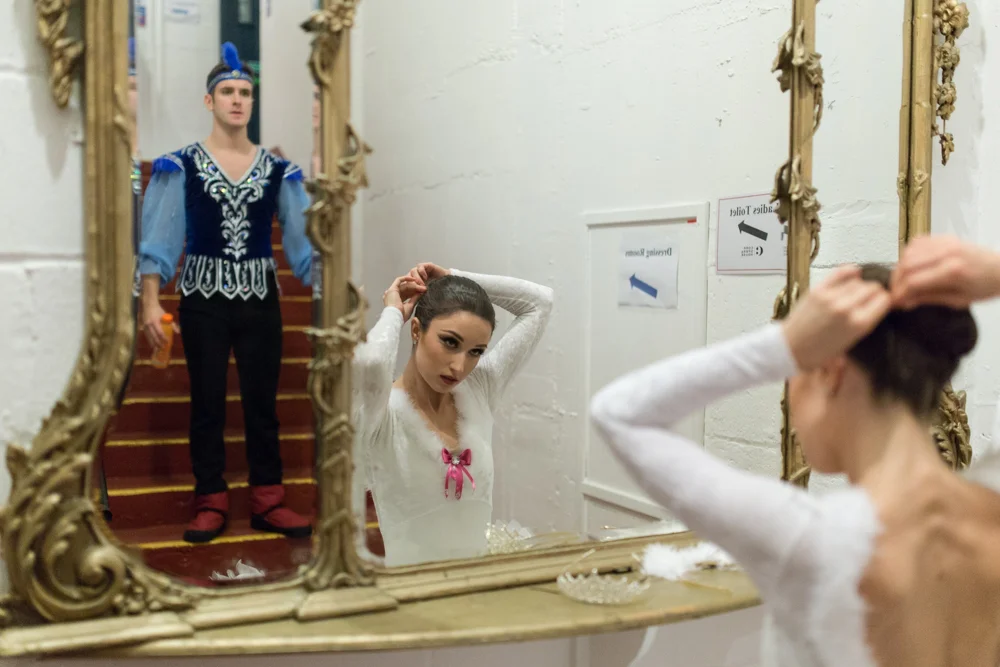09 Nov 2017. Cork Opera House - Backstage. Julia Pochko and Cormac O’Murchu.