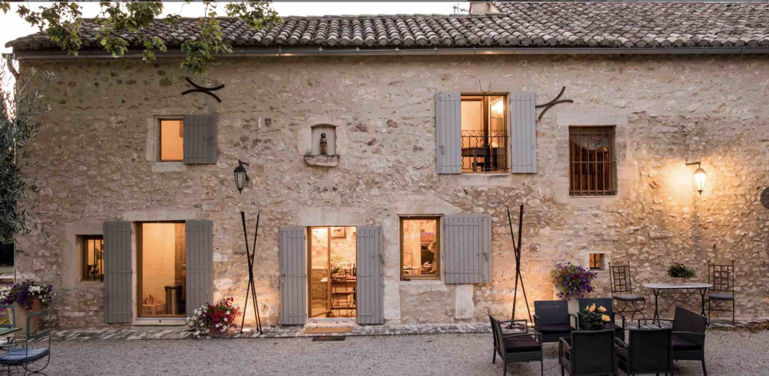 Mas des Pelerins - NG Art Creative Residency Eygalières, Provence, Southern France