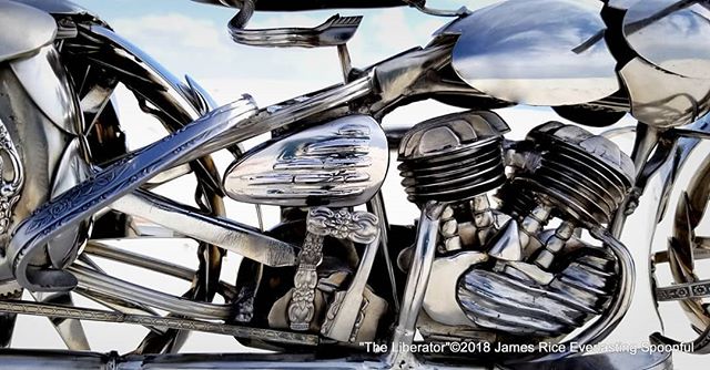 Up close with &quot;The Liberator&quot; spoon motorcycle engine. Made with all spoons, this is the iconic Flathead V-Twin.

#SpoonMotorcycle #JamesRice #Harley #sculpture #WLA #WarBike #HarleyDavidson #Veteran #art #EverlastingSpoonful #metalart #mot