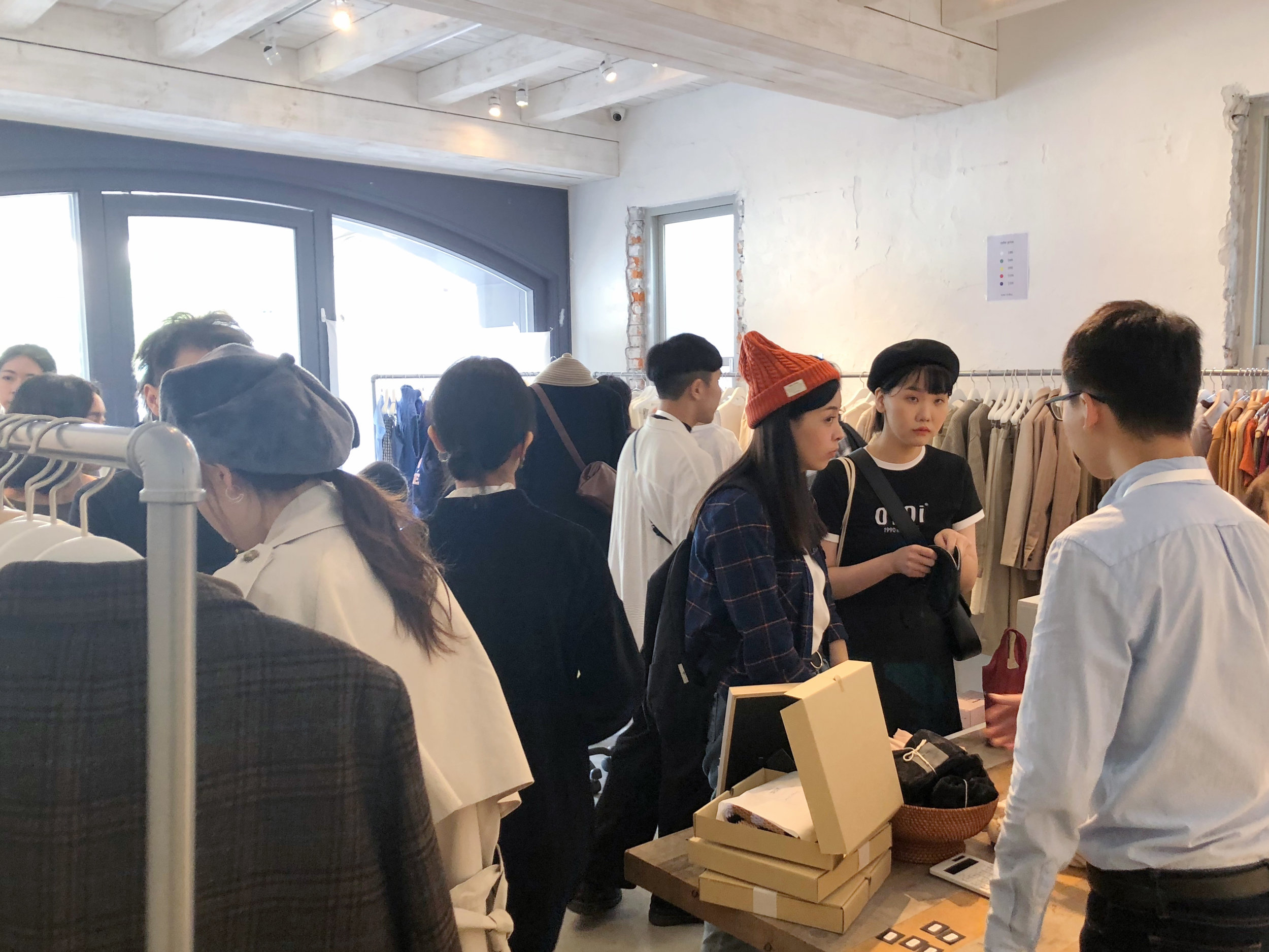 popup-shop-快閃店場-場地租借-展覽空間-咖啡廳租借-中山區-平面拍攝-動態-1.jpg