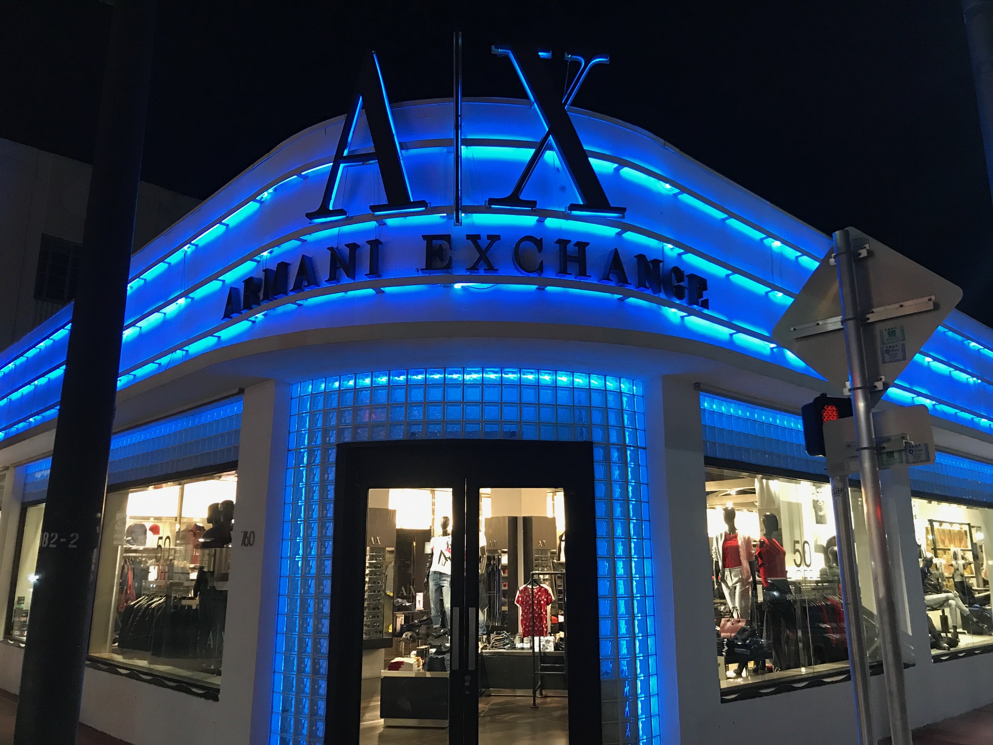 sign service - armani exchange2.JPG