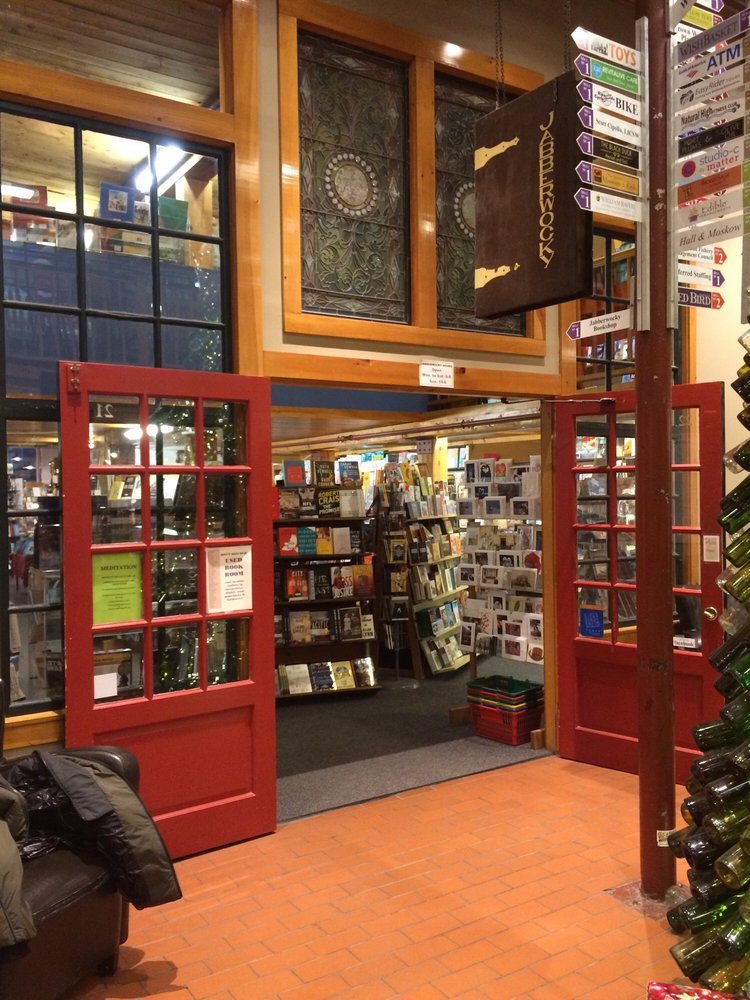Meet Lisa at the Jabberwocky Bookshop in Newburyport, MA