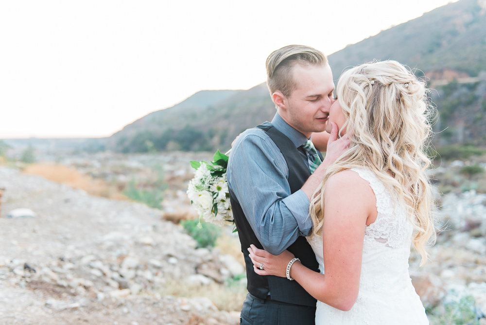 sweet-pea-ranch-outdoor-barn-wedding-puckett-hoverson-215.jpg