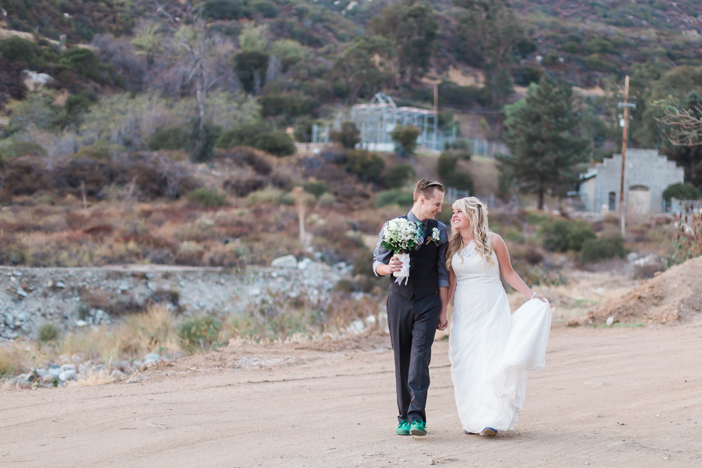 sweet-pea-ranch-outdoor-barn-wedding-puckett-hoverson-219.jpg