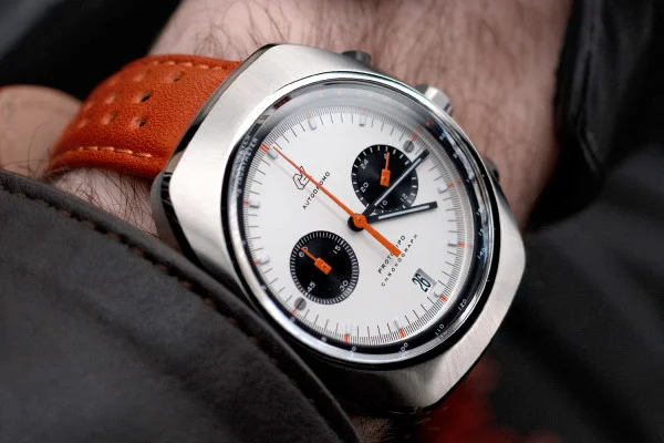 03-Proto_Silver_3-600x400.jpg