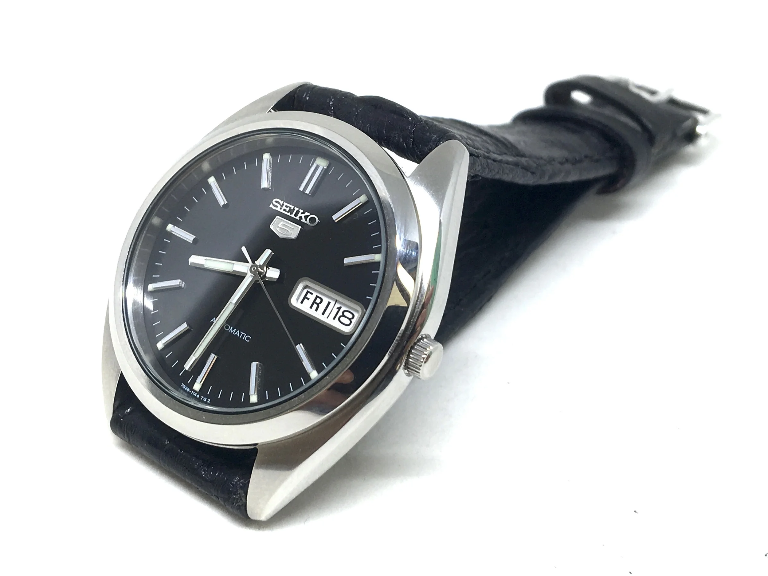 SeikoSNX115K-54.jpg