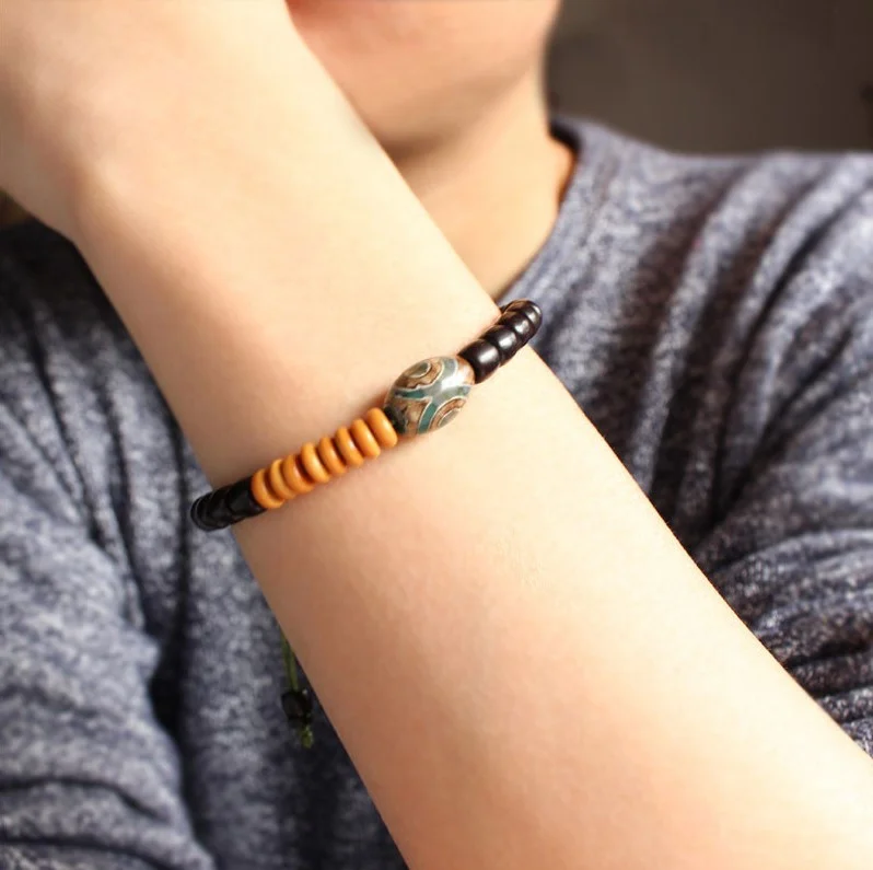 Tibetan Agate Bracelet-03.jpg