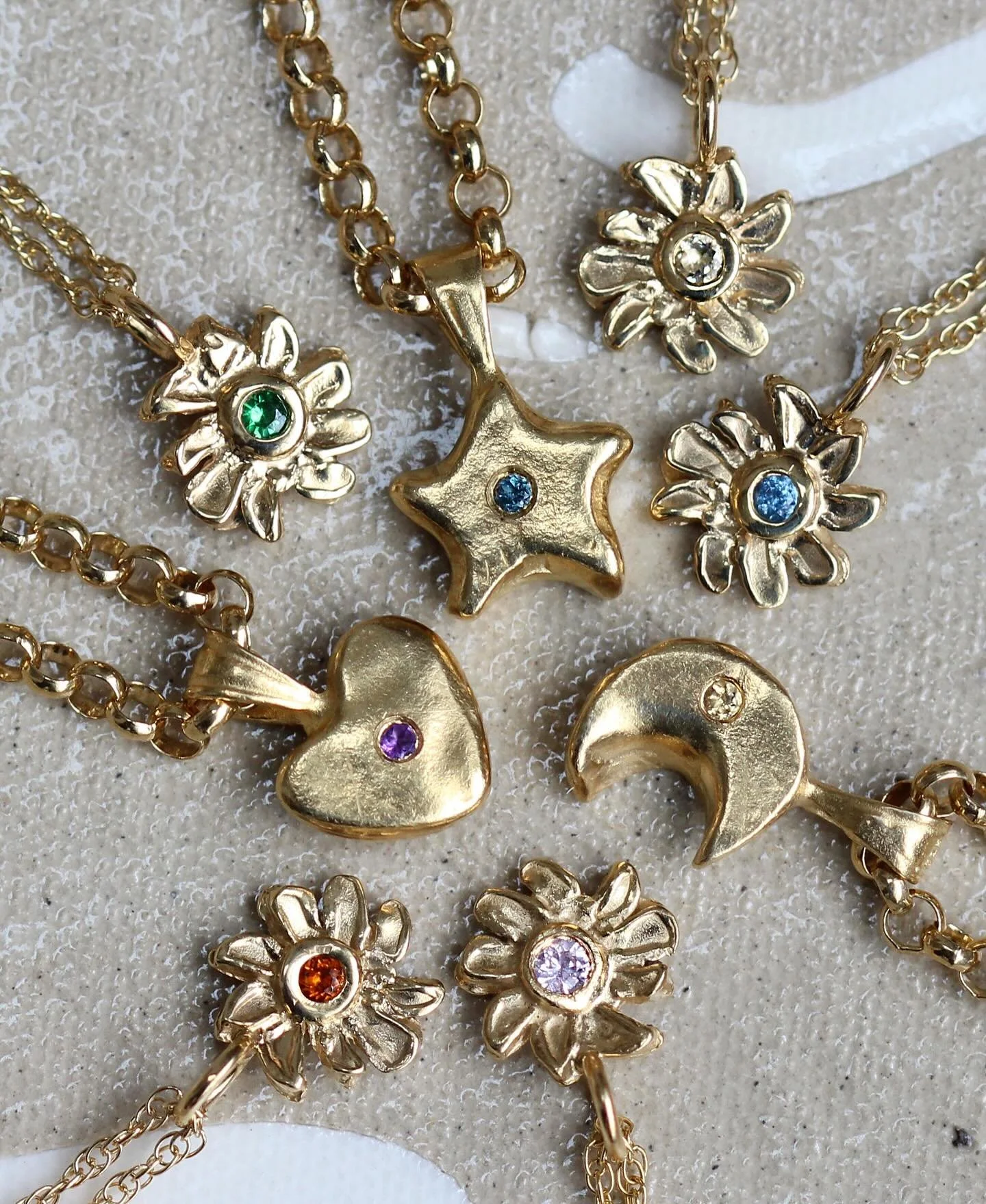 Recent newness ✨💕🌝🌺💫 All online now 🚀

Which one is your fave ✨