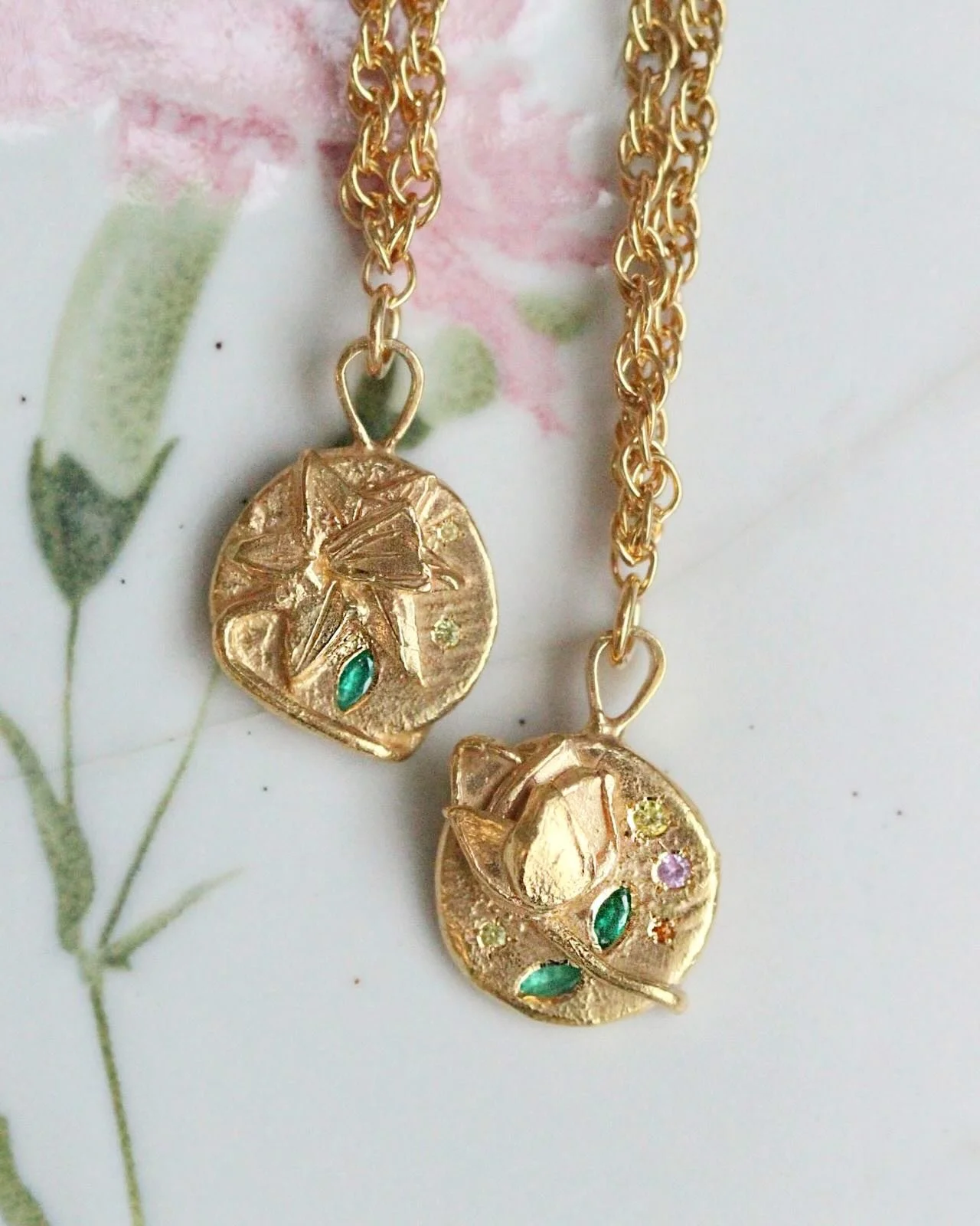 From the collection &lsquo;A Flower Blossoms for Its Own Joy&rsquo; 💐🌺🌸

Tulip - Declaration of Love 💘

Daffodil - New Beginnings 🐣 

Ready to be shipped in time for Christmas ✨