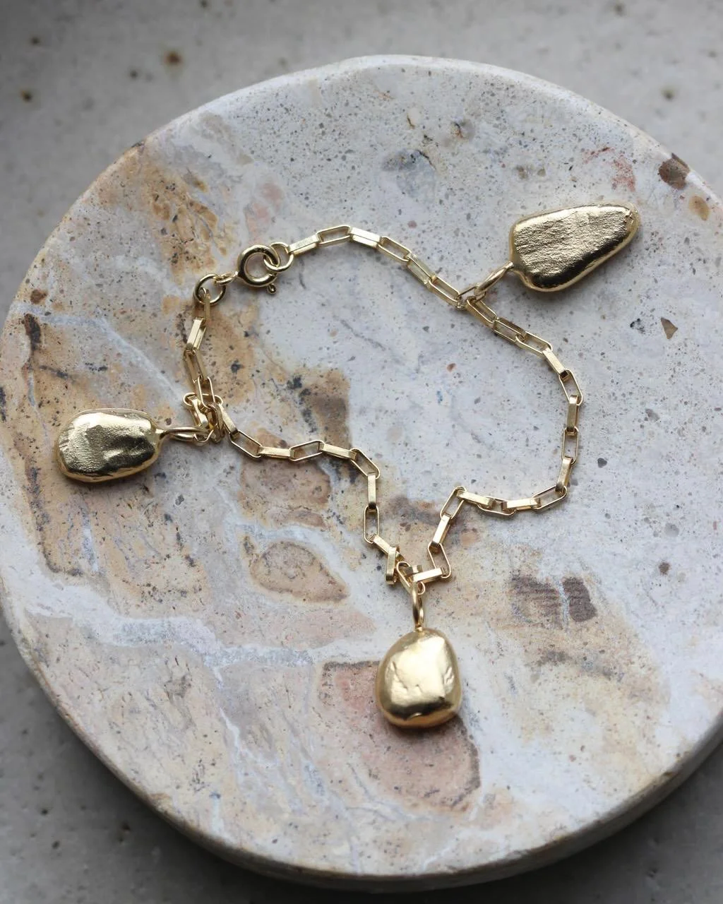 My favourite bracelet ever is back in stock ✨

The Miro Bracelet ✨