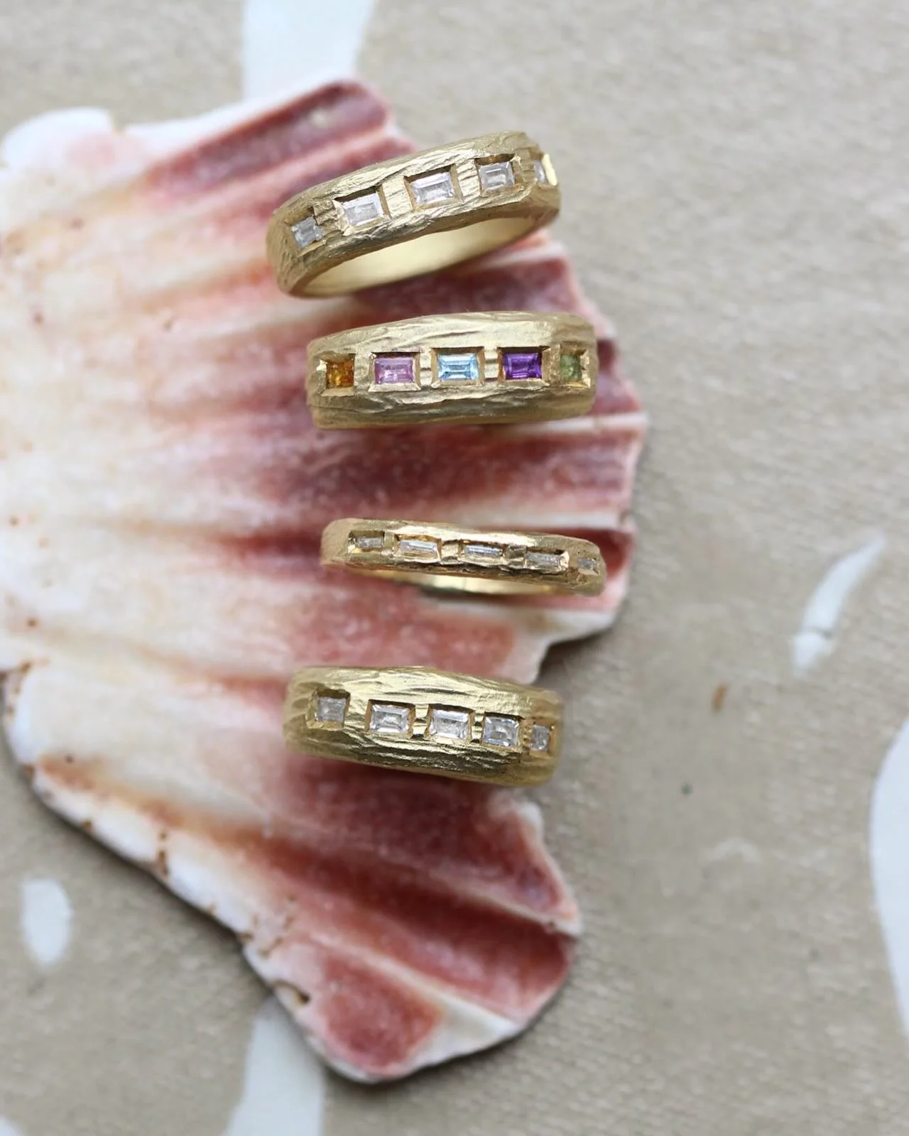 Cubist Ring joy ✨

I love this both stacked and worn alone 💫🌟💘