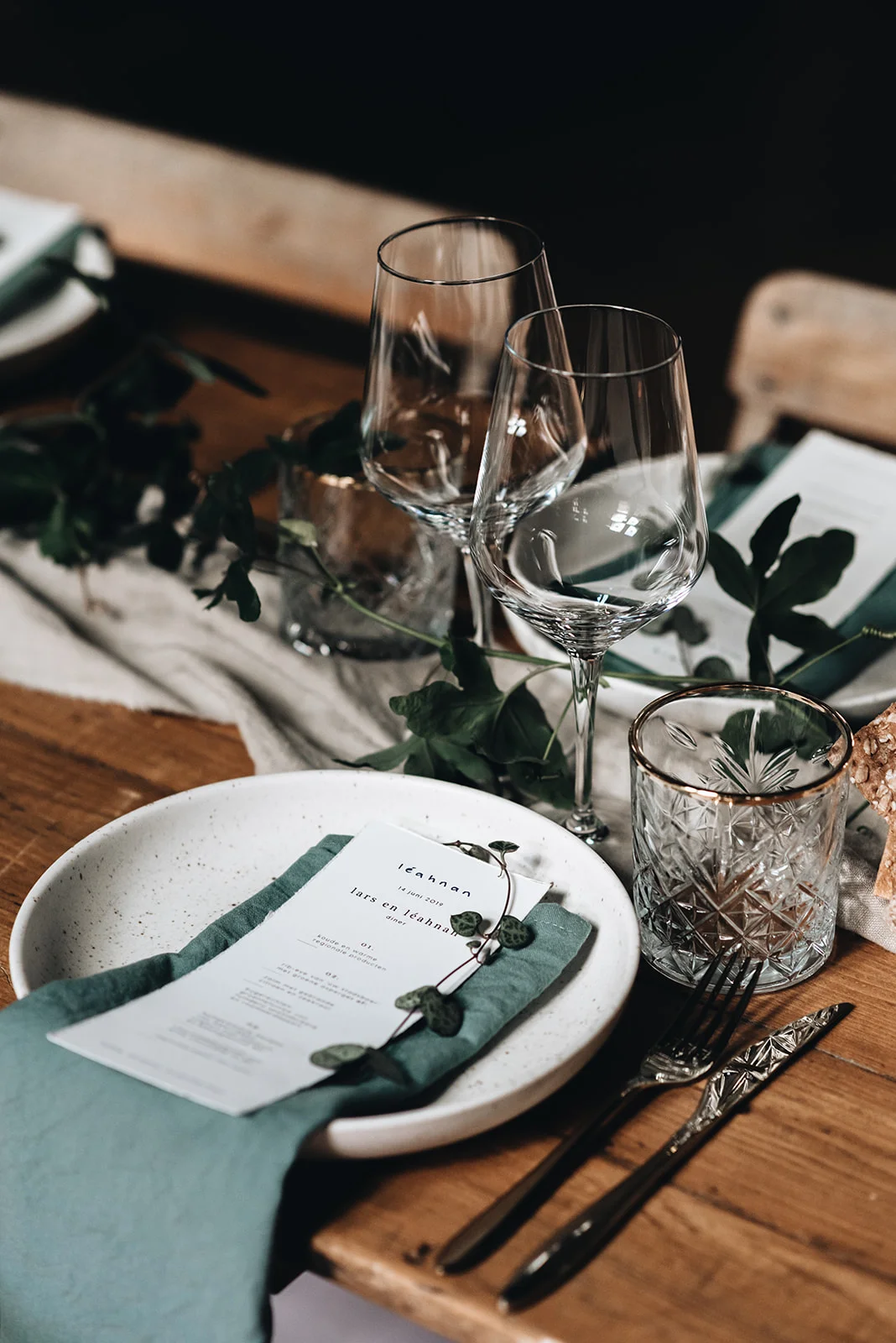 Green wedding table styling3.jpg