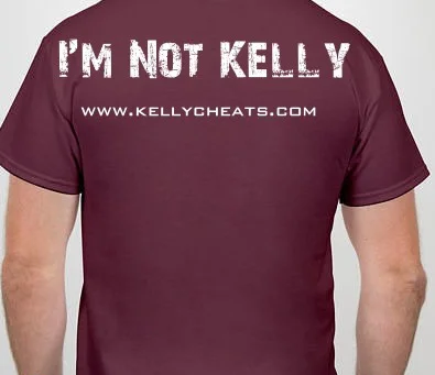 imnotkellymaroonback.jpg