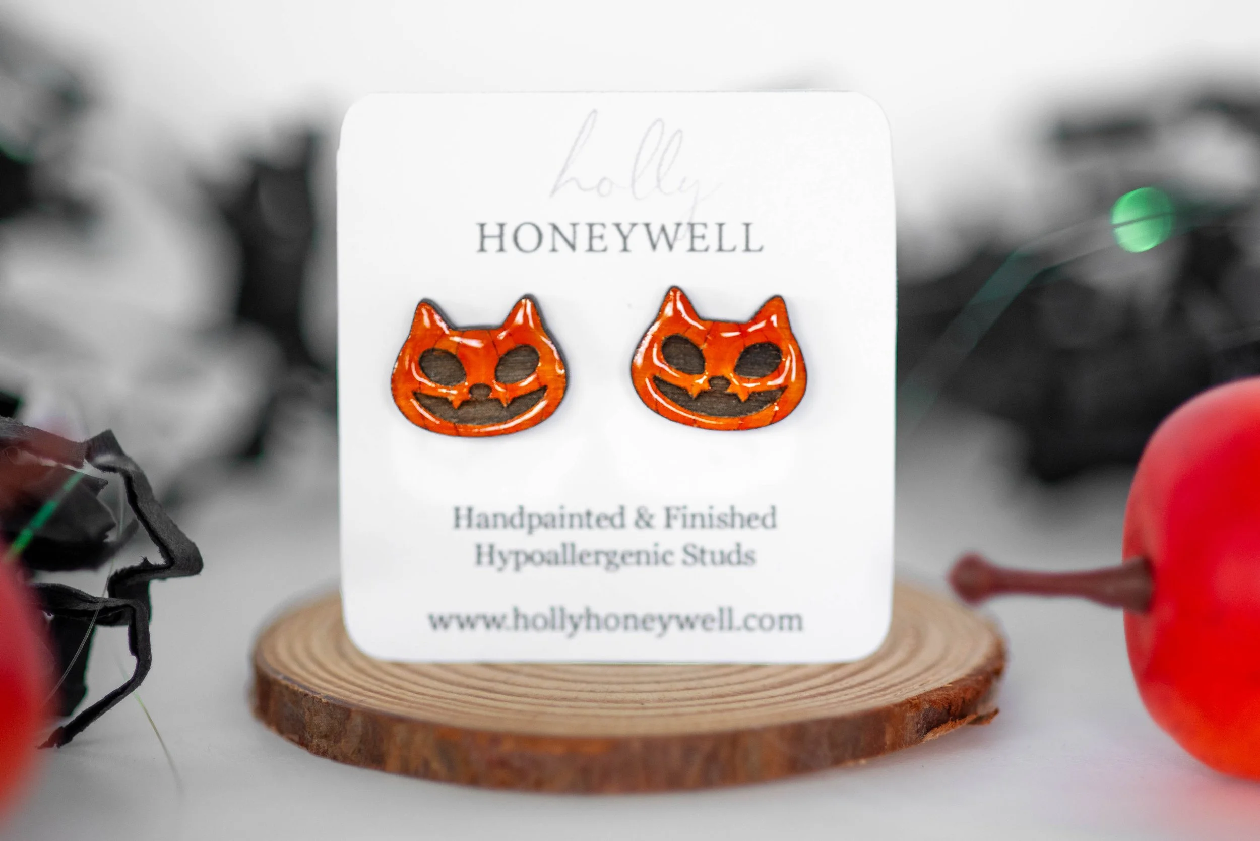 Cat Pumpkin Stud Earrings.jpg