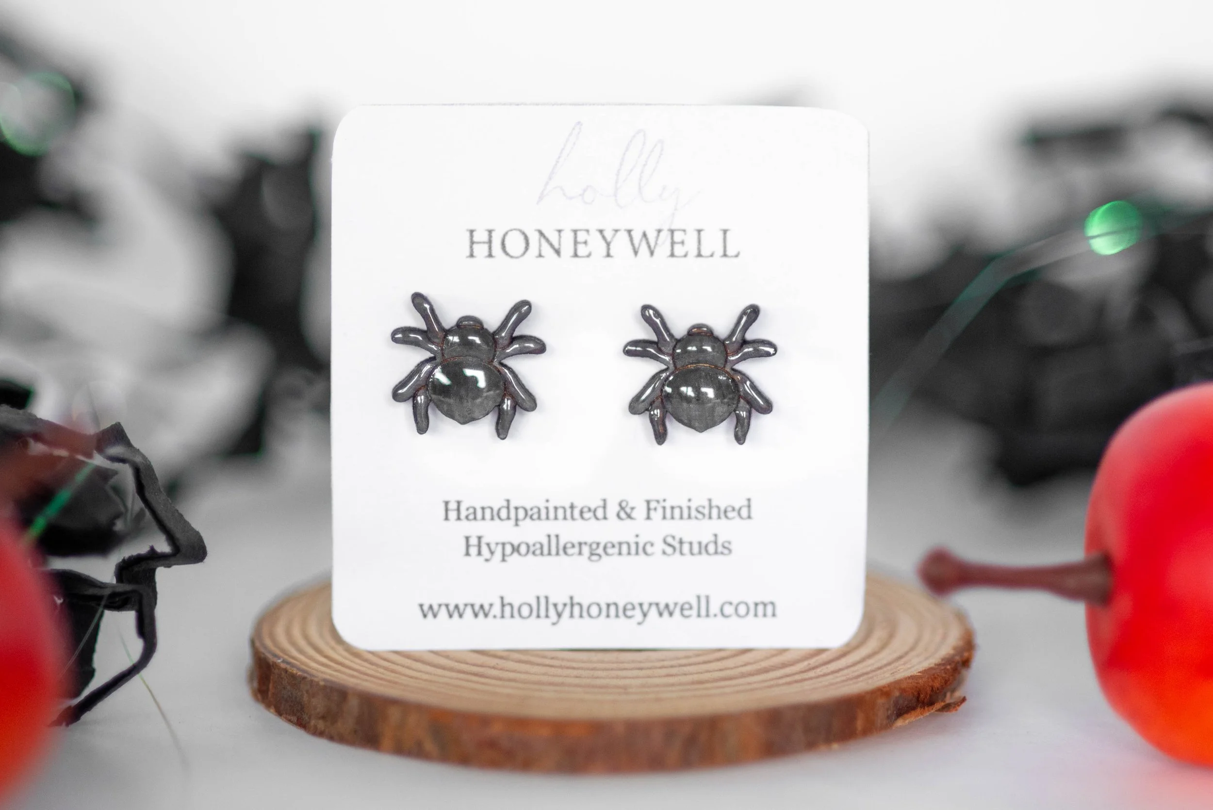 Grey Spider Stud Earrings.jpg