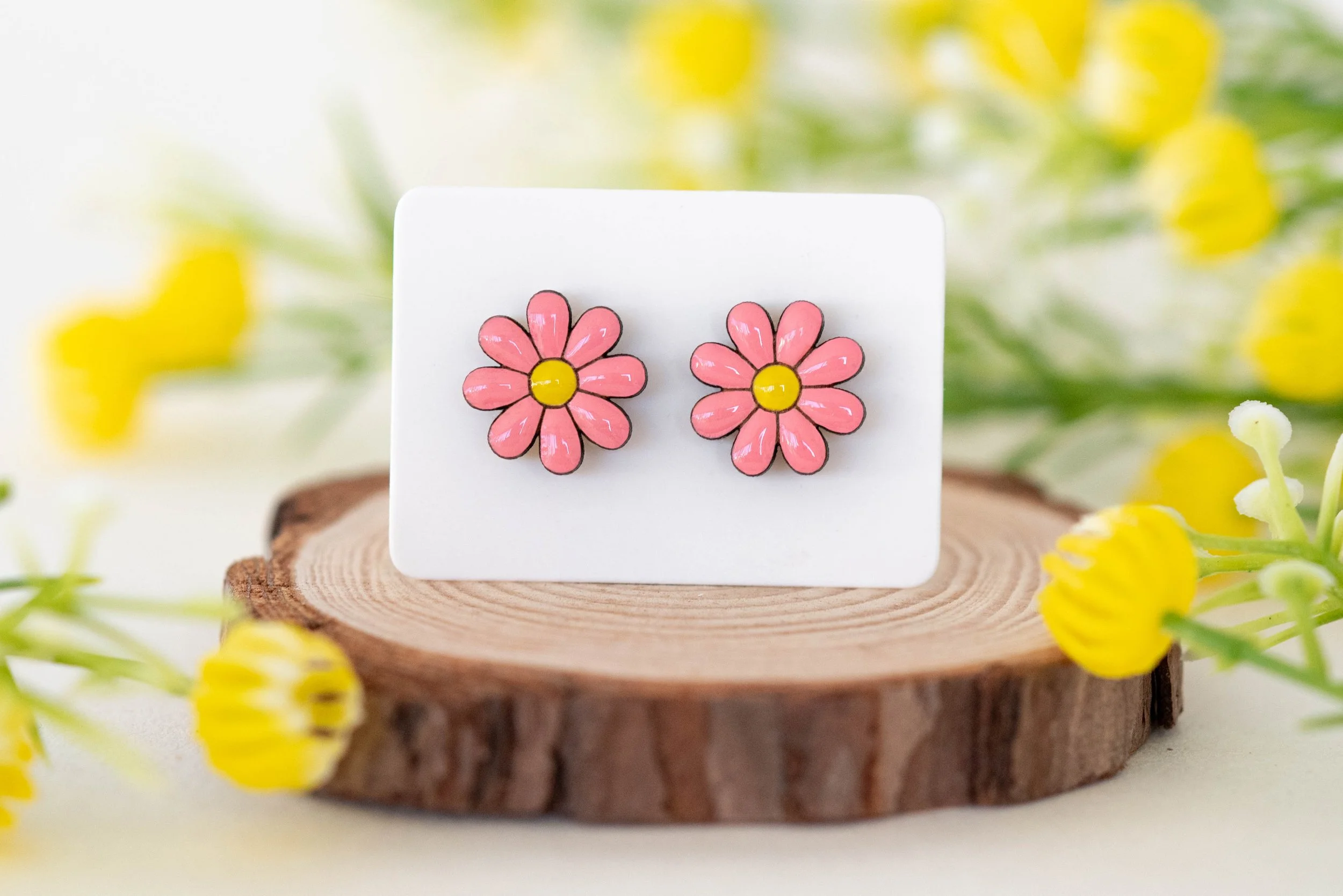 Pink Daisy Stud Earring 1.jpg
